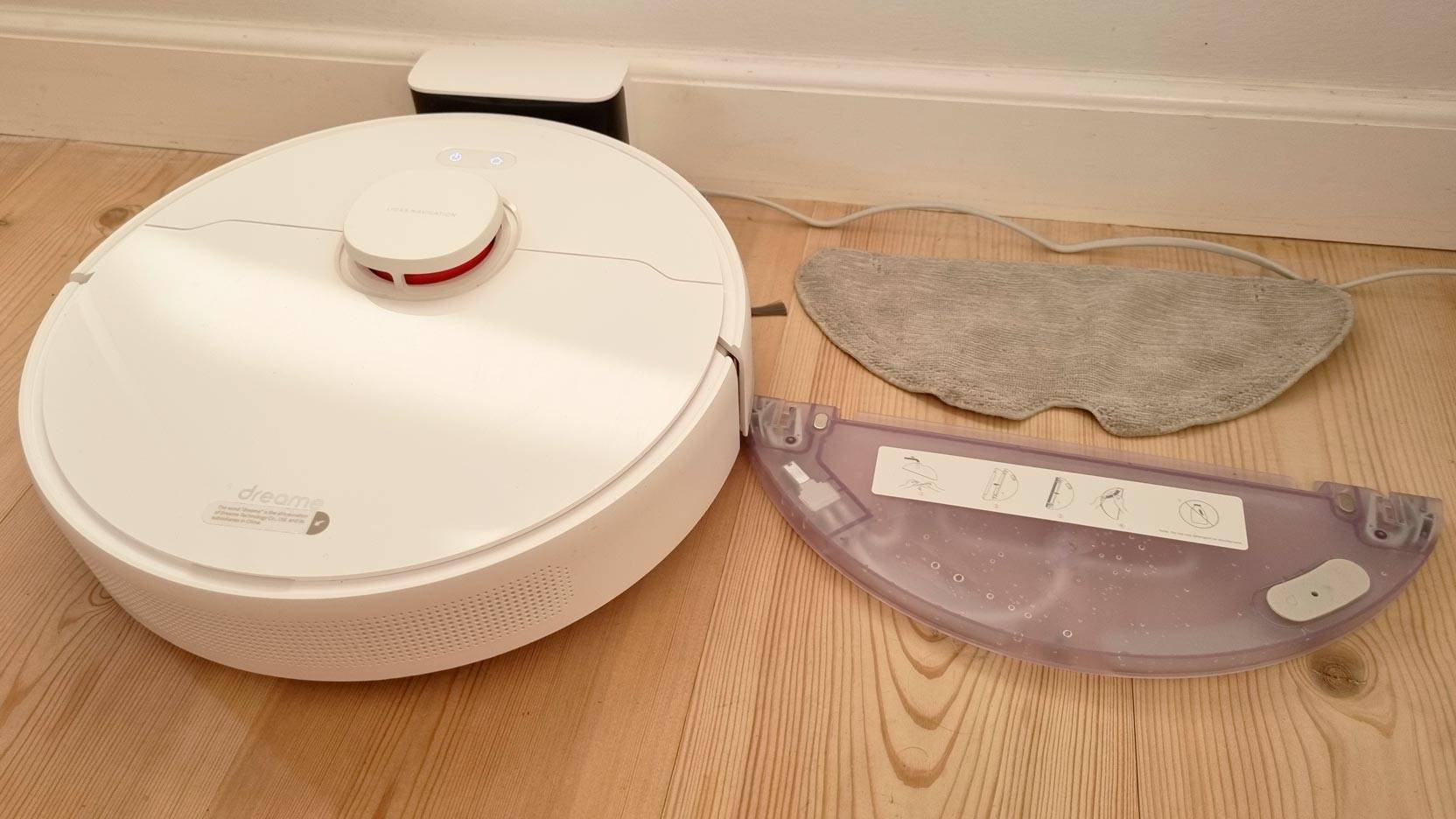 Choosing the Best Xiaomi Robot Vacuum For Your Home - Fortress of Solitude