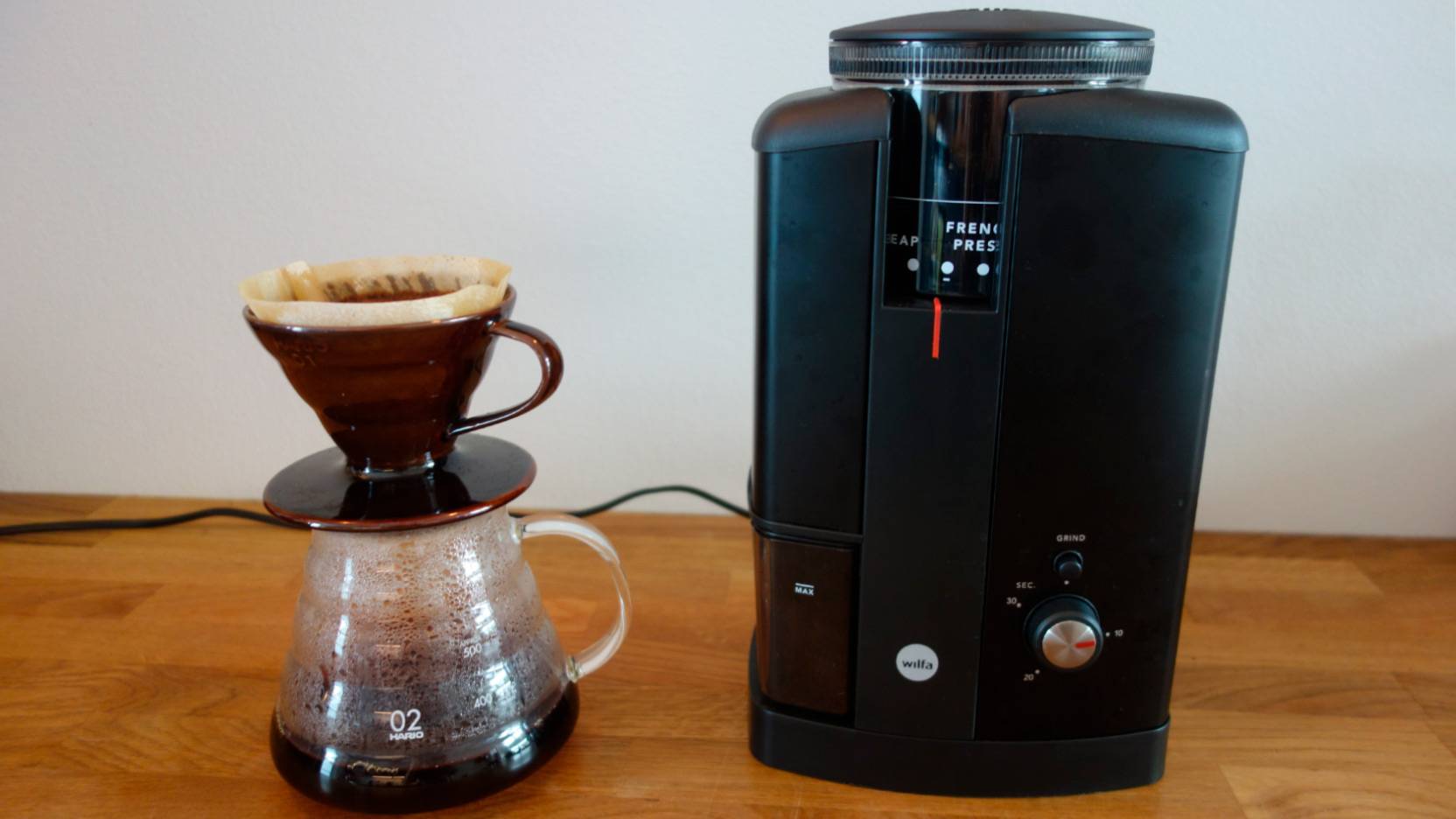 Wilfa Svart Coffee Grinder Review - The Best Low Cost Grinder for Manual  Brew Methods? 