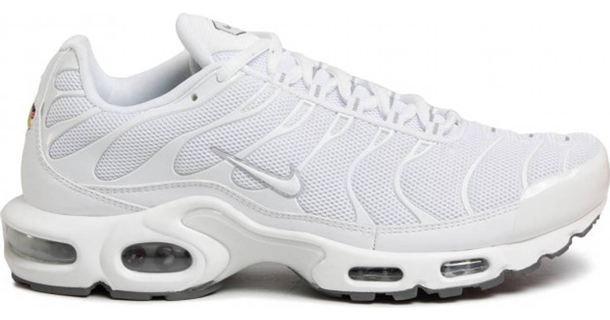 air max plus grey and white