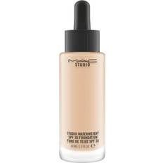 MAC Studio Waterweight Foundation SPF30 NC42