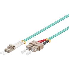 MicroConnect Multimode OM3 50/125 LC / UPC - SC / UPC 2m