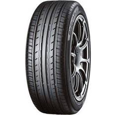 Yokohama BluEarth-ES ES32 215/60 R16 95H