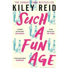 Such a Fun Age: 'The book of the year' Independent (Paperback, 2020)