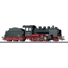 Märklin Class 24 Steam Locomotive with a Tender