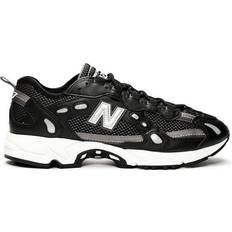 New Balance 827 - Black