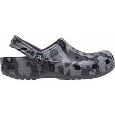 46 ½ - Unisex Outdoor Slippers Crocs Classic Printed Camo Clog - Slate Grey/Multi