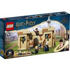 Lego Harry Potter on sale Lego Harry Potter Hogwarts First Flying Lesson 76395