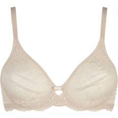 Triumph Amourette Charm Wired Bra - Creamy Dream