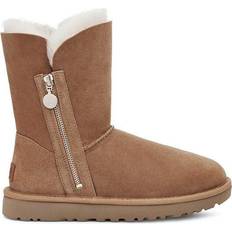 UGG Bailey Zip Short - Chestnut