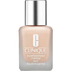 Clinique Superbalanced Makeup CN 13.5 Petal