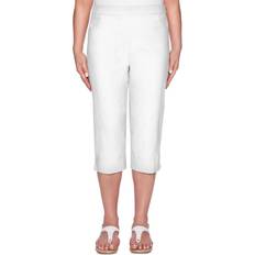 Alfred Dunner Petite Classic Allure Super Stretch Pull-On Clam Digger - White