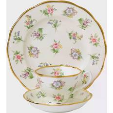 Royal Albert 100 Years 1920 Tea Cup 3pcs