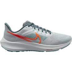 Nike Air Zoom Pegasus 39 M - Pure Platinum/Mineral Slate/Bright Spruce/Total Orange