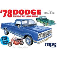 MPC Polar Lights 1978 Dodge D100 Cutom Pickup (2T) Model Kit