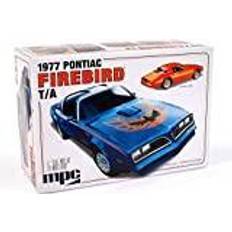 MPC 916M 1-25 Scale Skill 2 Model Kit 1977 Pontiac Firebird Trans Am Model