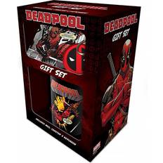 Close Up Deadpool Gift Box Merc With a Mouth Cup