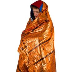 Best Emergency Blankets Lifesystems Heatshield Thermal Blanket