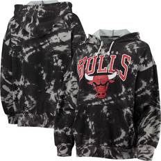 Chicago Bulls Jackets & Sweaters Majestic Chicago Bulls Burble Tie-Dye Tri-Blend Pullover Hoodie W