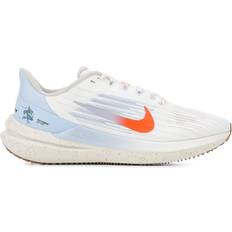 Nike Air Winflo 9 W - Sail/Light Stone/Celestine Blue/Safety Orange