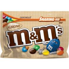 M&M´S Almond Chocolate Candy Sharing