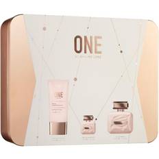 Jennifer Lopez Gift Boxes Jennifer Lopez Christmas 2022 One Spray