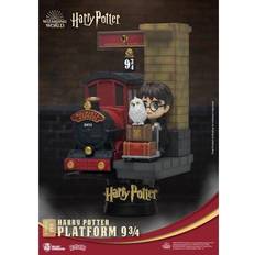 Harry Potter Platform 9 3/4 D-Stage Statue
