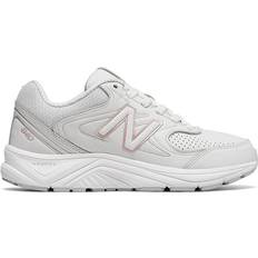 New Balance 10.5 - Women Hiking Shoes New Balance 840v2 W