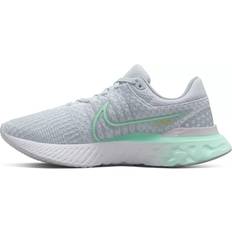 Nike Silver - Women Running Shoes Nike Women's React Infinity Running Shoes, 9.5, Silver/Mint