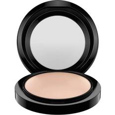 MAC Mineralize Skinfinish Natural Medium