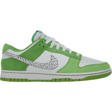 Nike Dunk Low Safari Swoosh M - Chlorophyll/Cave Stone/Light Iron Ore