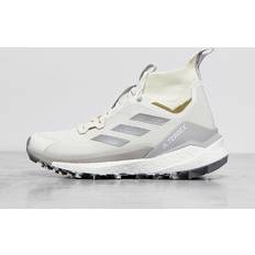 White Hiking Shoes adidas Schuhe Terrex Free Hiker And Wn GY9847 Weiß
