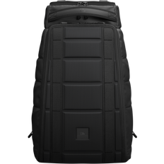 Db Hugger Backpack 25L - Black Out