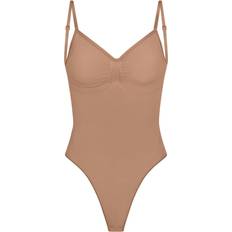 SKIMS Seamless Sculpt Low Back Thong Bodysuit - Sienna