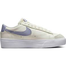 Nike Blazer Low Platform W - Sail/White/Indigo Haze