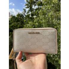 Michael Kors jet set travel large flat zip mf phone wristlet wallet