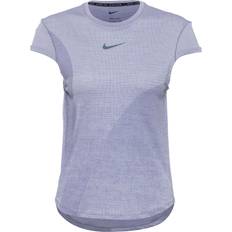 Nike Dri-FIT Run Division Women's T-Shirt SU23