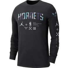 Jordan Nike Men's Charlotte Hornets NBA Long-Sleeve T-Shirt in Black, DZ0338-010 Black