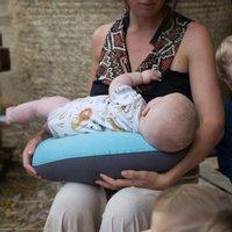 Hippychick Feeding Pillow-Charcoal and Reef Blue