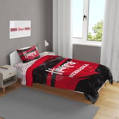 Pegasus Nebraska Cornhuskers Slanted Stripe Bedspread