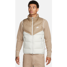 Nike Men Outerwear Nike Storm-FIT Windrunner Men's Insulated Gilet Brown