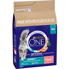 Purina ONE Cats - Dry Food Pets Purina ONE 2.8kg/3kg Dry Cat Food 20% Off!* 7+ Salmon & Grains