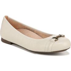 Vionic Delanie Ballet Flat Women's Cream Flats