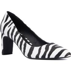 Fashion To Figure Women's Hope Pump Heel -Wide Width Zebra Zebra