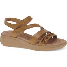 Baretraps Women's Berry Wedge Sandals Caramel