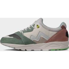 Karhu Aria Green, Green