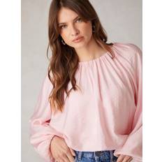 Ro&Zo Ro&Zo Blouson Sleeve Bubble Hem Top