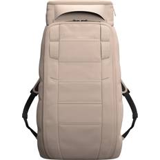 Db the hugger 30l backpack Db Hugger Backpack 30L - Fogbow Beige