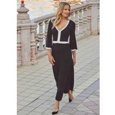 Sosandar Black Contrast Trim Fit & Flare Knitted Midi Dress Black/white