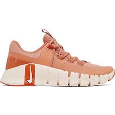 Nike Free Metcon 5 W - Amber Brown/Guava Ice/Monarch/Campfire Orange