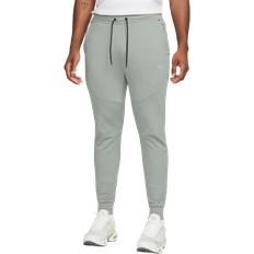 Nike Men's Sportswear Tech Fleece Lightweight Slim-Fit Jogger Sweatpants - Mica Green